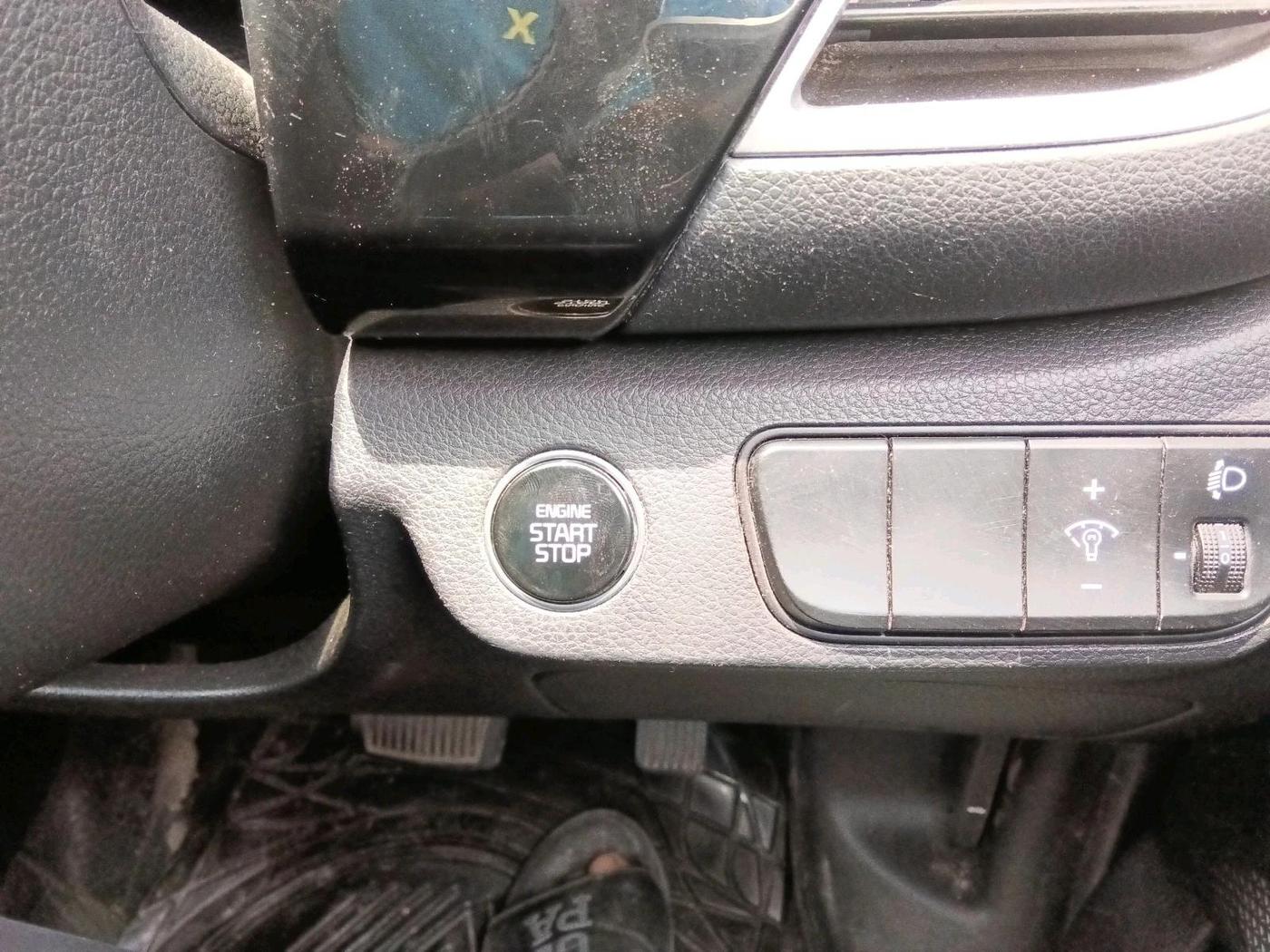 2021 KIA SELTOS HTK PLUS AT 1.5 DIESEL, Diesel, Automatic, 1,65,801 km, interior