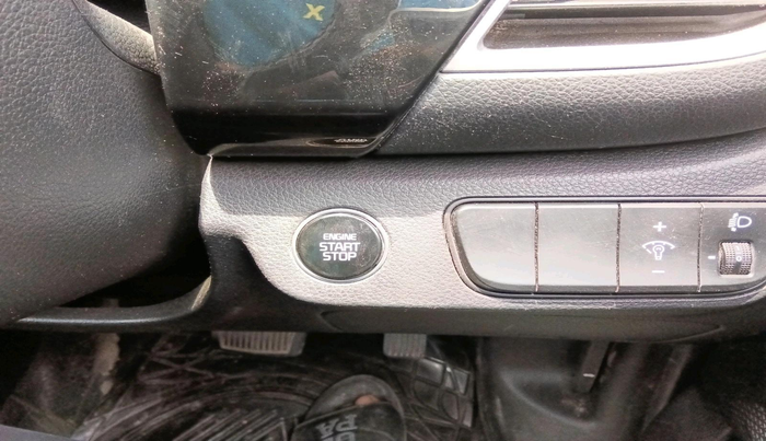 2021 KIA SELTOS HTK PLUS AT 1.5 DIESEL, Diesel, Automatic, 1,65,801 km, interior