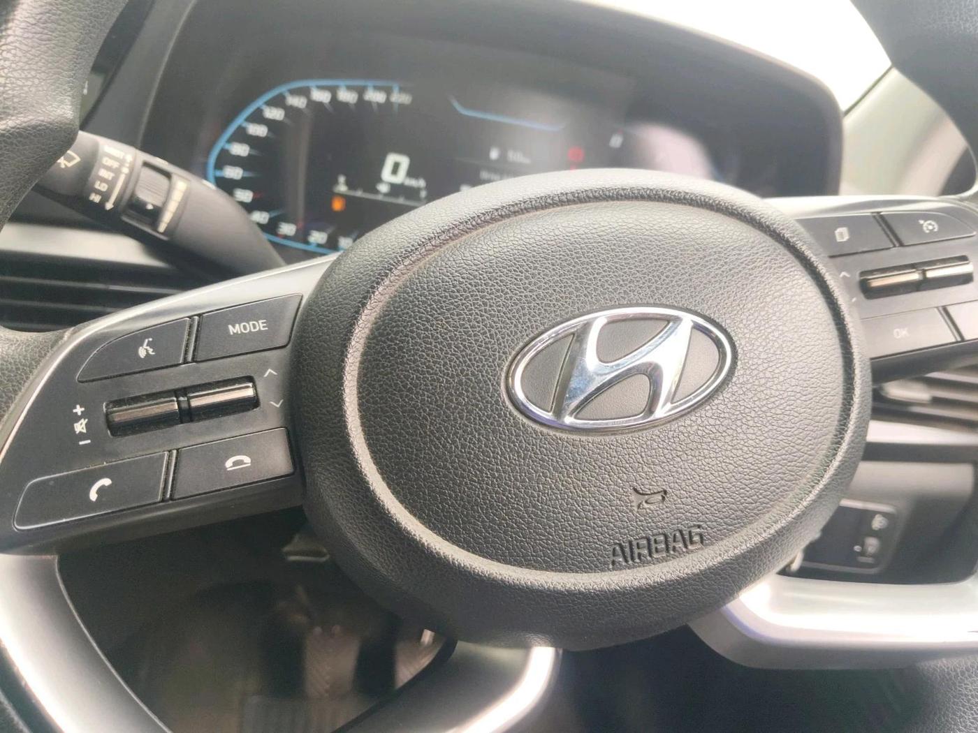 2022 Hyundai NEW I20 SPORTZ 1.2 MT, Petrol, Manual, 61,922 km, interior