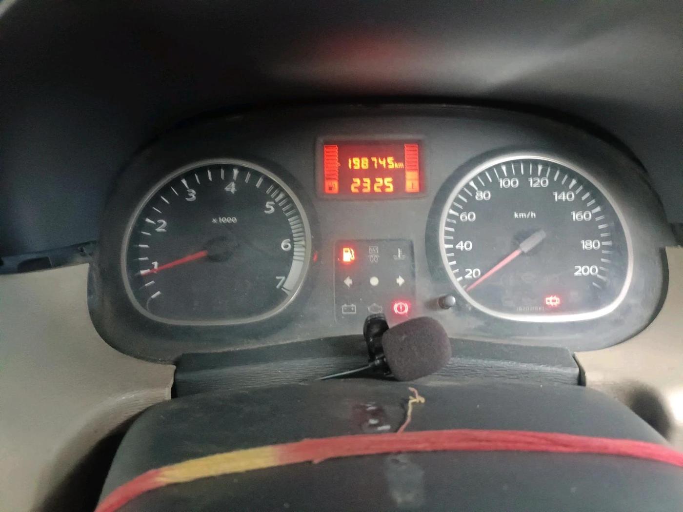 2013 Renault Duster 85 PS RXL DIESEL, Diesel, Manual, 1,98,745 km, interior