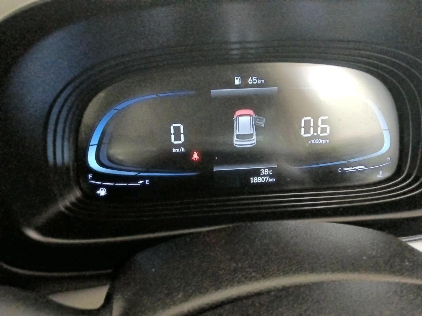 2022 Hyundai VENUE S(O) 1.2, Petrol, Manual, 18,807 km, interior