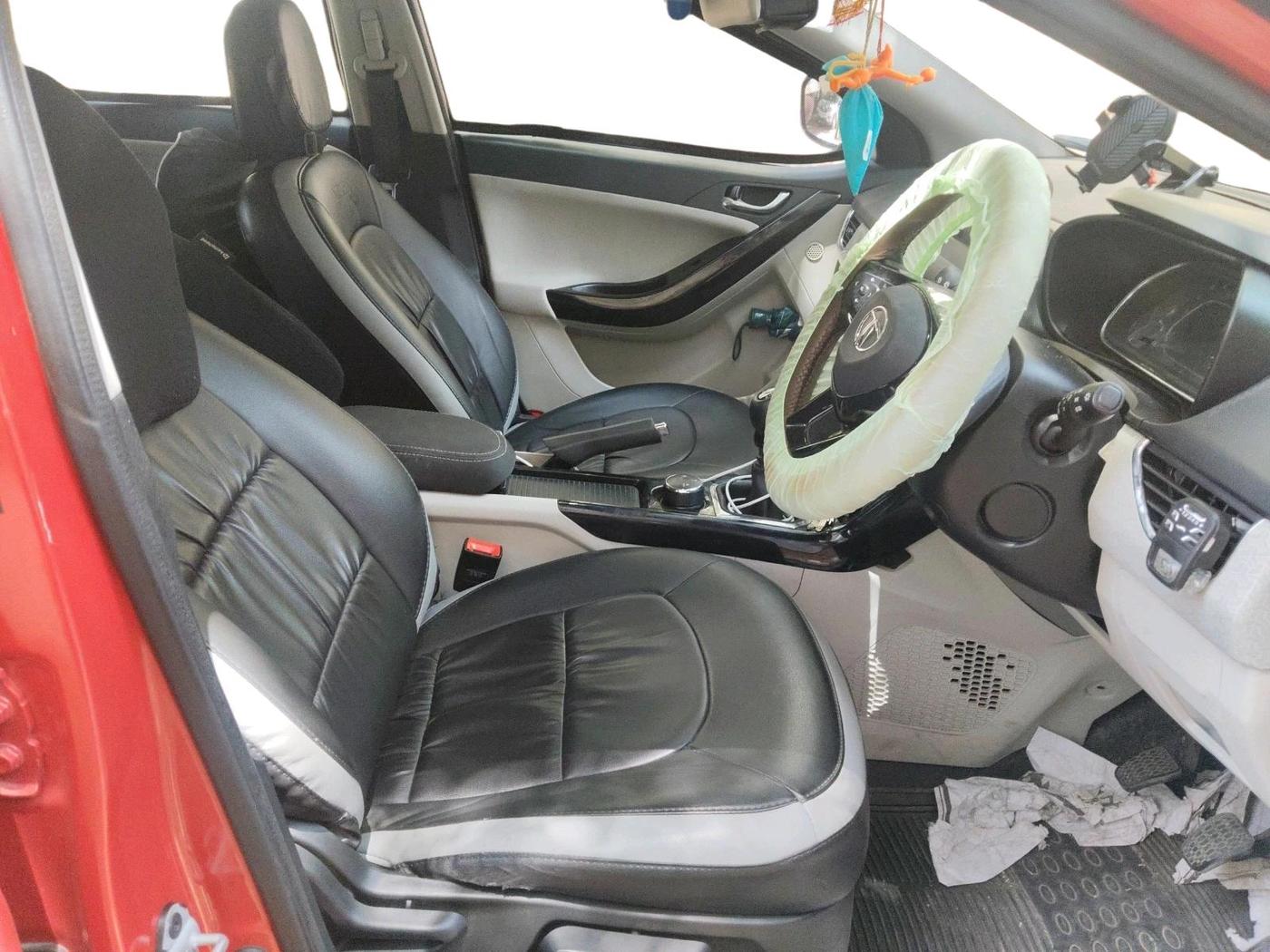 2021 Tata NEXON XZ PLUS PETROL SUNROOF, Petrol, Manual, 64,331 km, interior