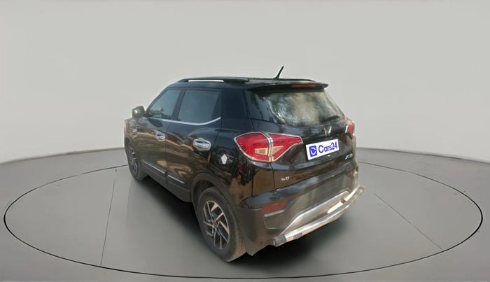 2023 Mahindra XUV300 W8 (O) 1.5 DIESEL, Diesel, Manual, 39,216 km, exterior