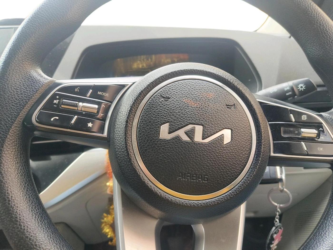 2023 KIA CARENS PRESTIGE 1.5 PETROL 7 STR, Petrol, Manual, 72,022 km, interior