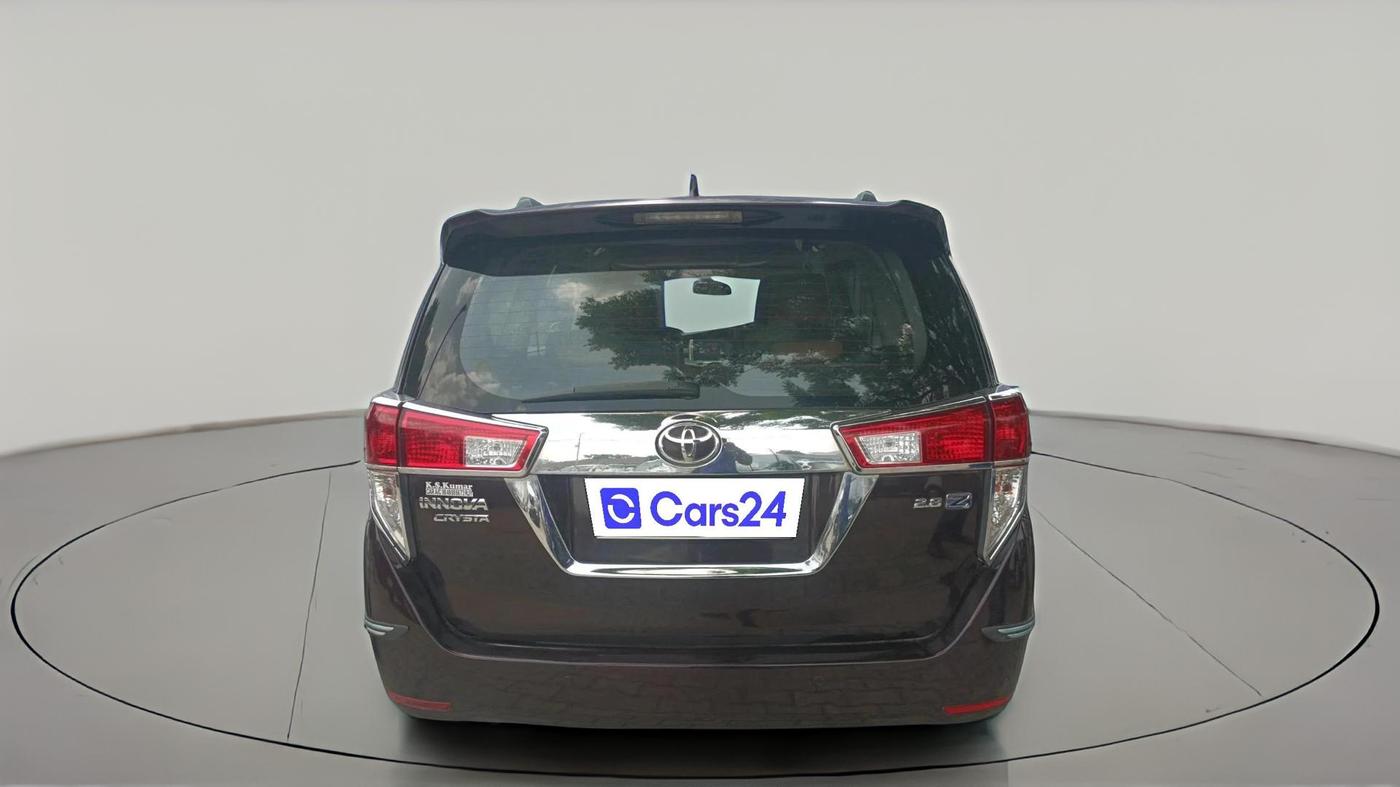 2017 Toyota Innova Crysta 2.8 ZX AT 7 STR, Diesel, Automatic, 1,61,709 km, exterior