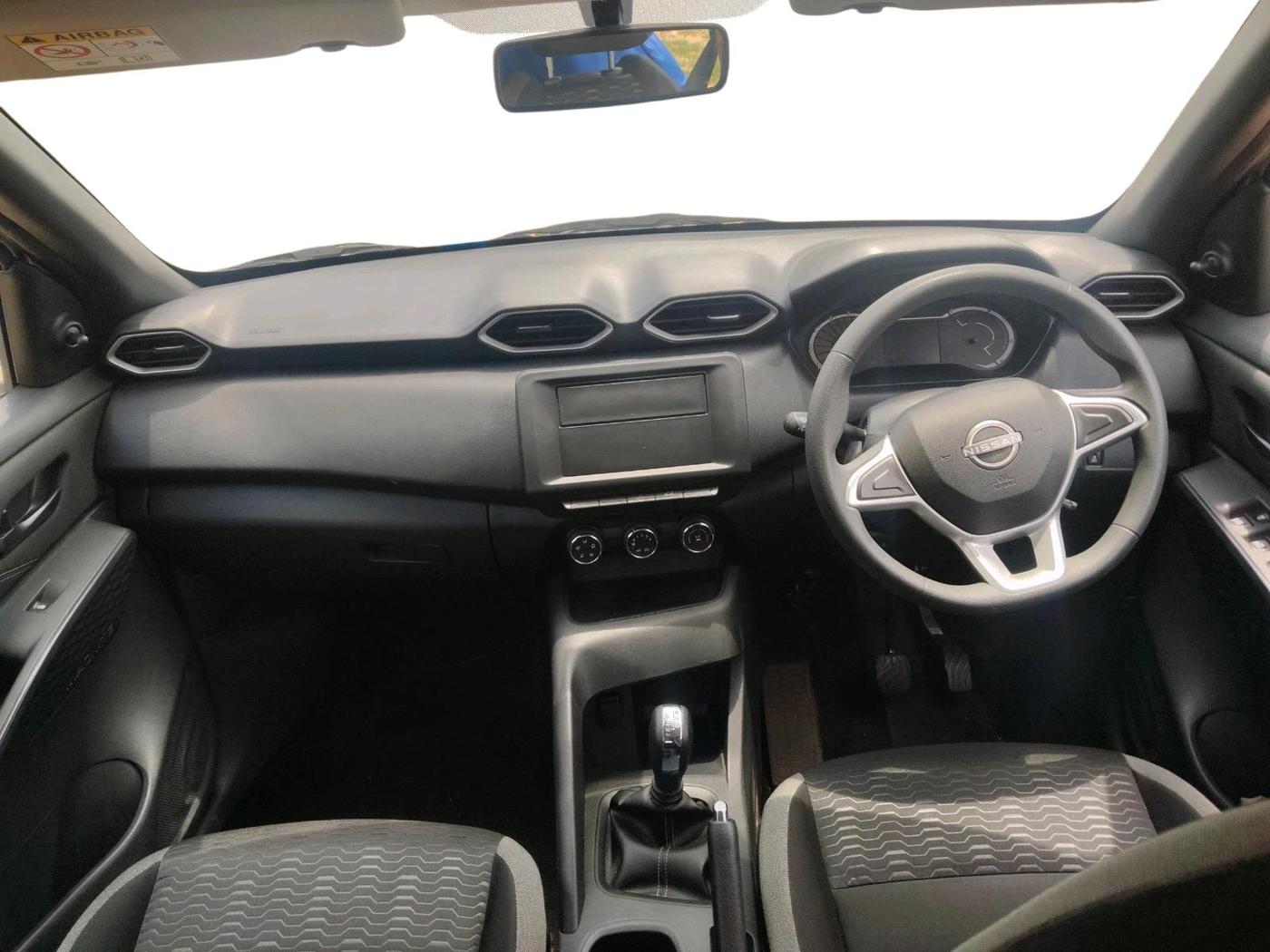2025 Nissan MAGNITE Visia EZ-Shift, Petrol, Automatic, 11,199 km, interior
