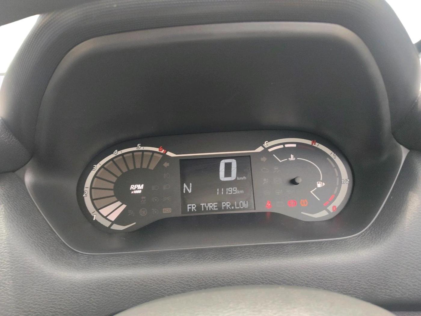 2025 Nissan MAGNITE Visia EZ-Shift, Petrol, Automatic, 11,199 km, interior