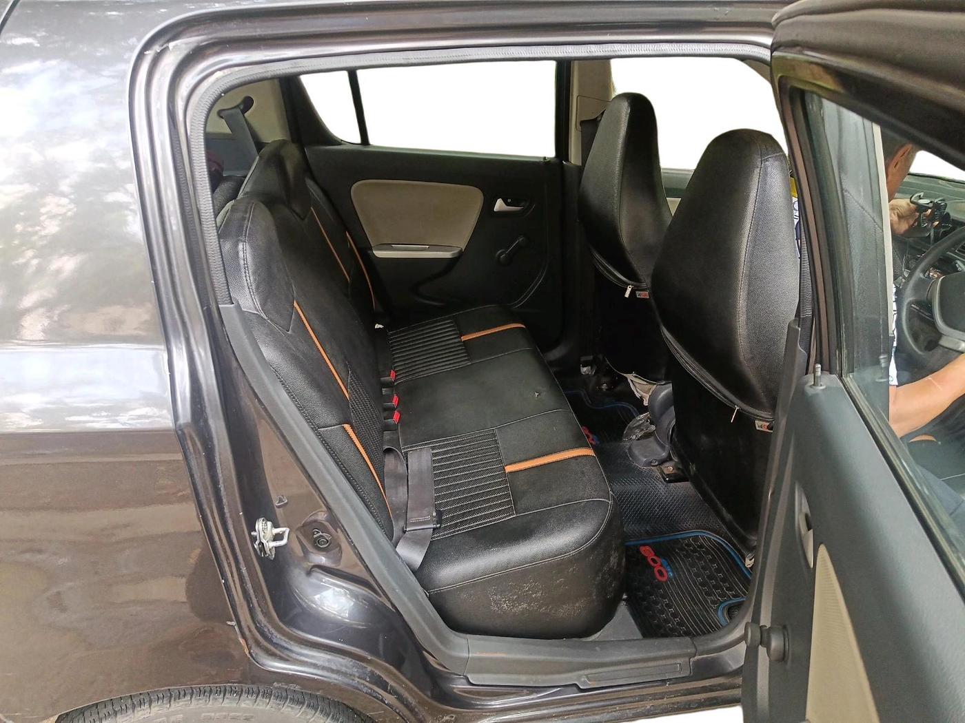 2015 Maruti Alto K10 VXI, Petrol, Manual, 1,34,608 km, interior