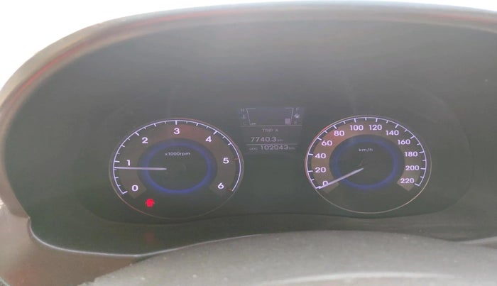 2013 Hyundai Verna FLUIDIC 1.6 CRDI SX, Diesel, Manual, 1,02,115 km, interior