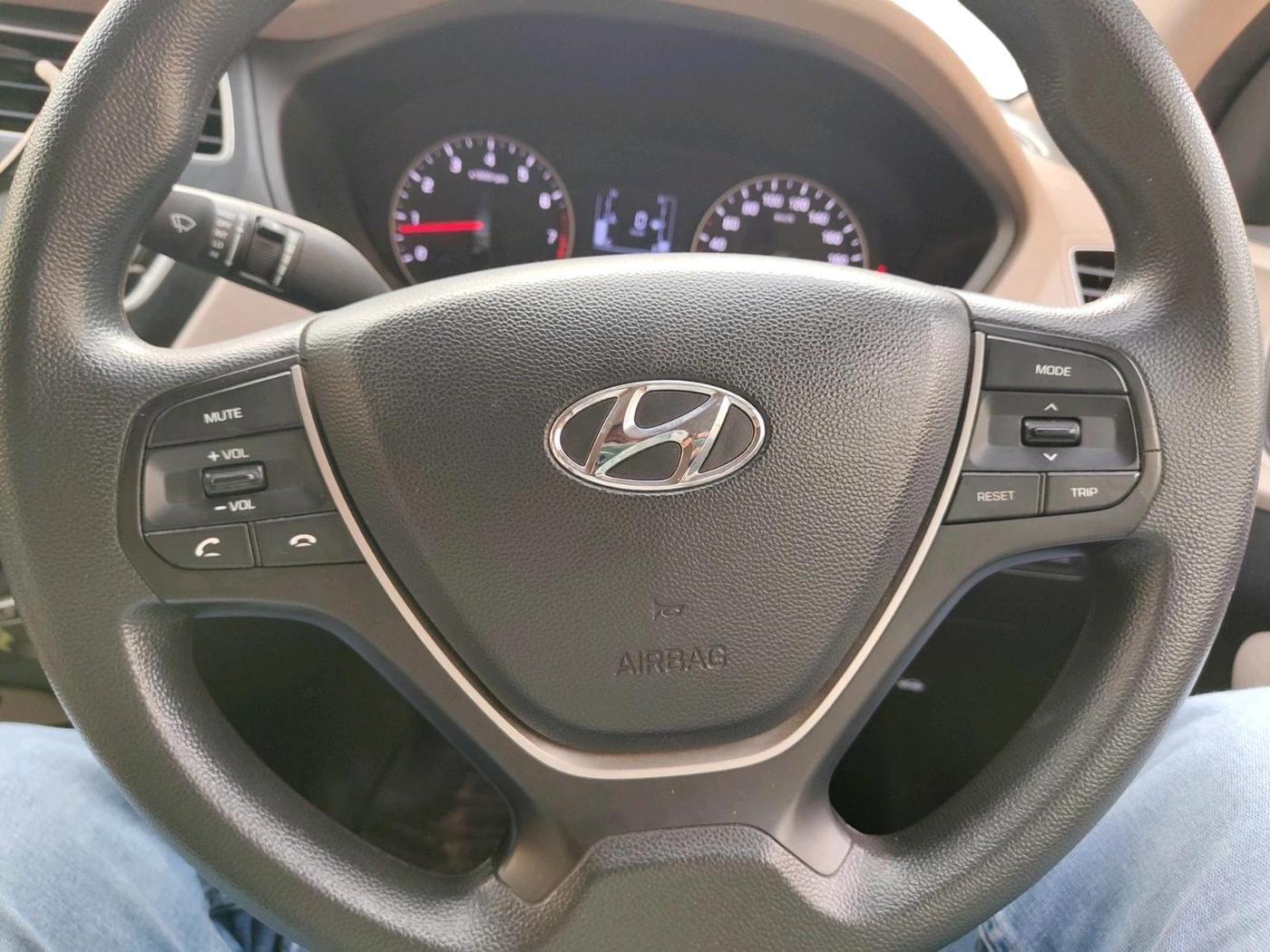 2019 Hyundai Elite i20 MAGNA PLUS 1.2, Petrol, Manual, 40,864 km, interior