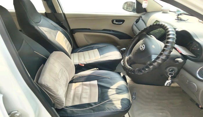 2013 Hyundai i10 MAGNA 1.2, Petrol, Manual, 48,046 km, interior