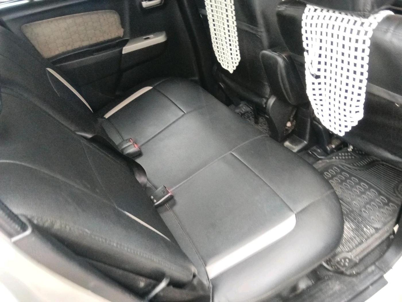 2013 Maruti Wagon R 1.0 VXI, Petrol, Manual, 93,871 km, interior
