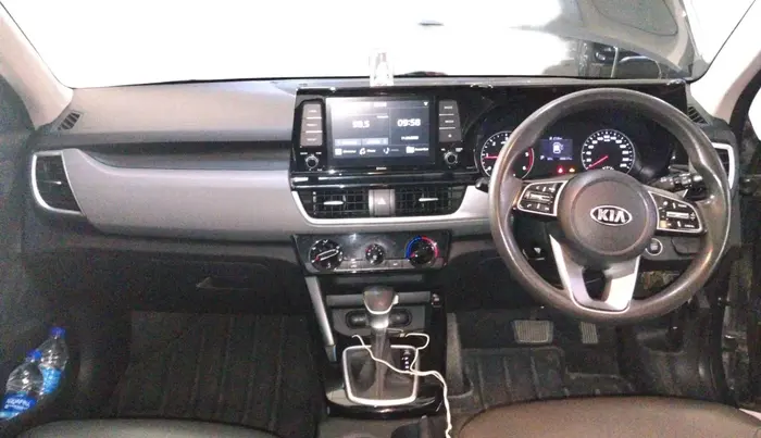 2020 KIA SELTOS HTK PLUS AT 1.5 DIESEL, Diesel, Automatic, 1,83,617 km, interior