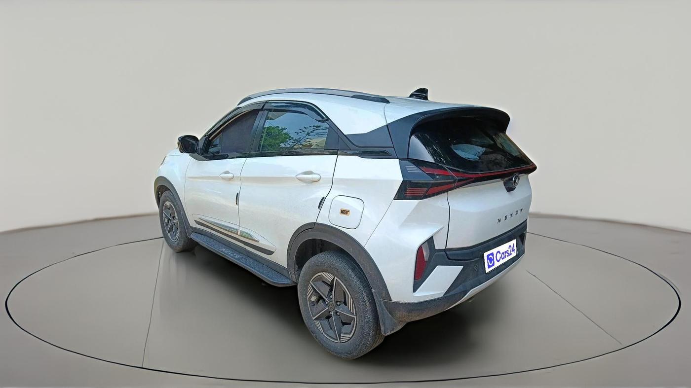 2023 Tata NEXON CREATIVE+ SUNROOF AMT 1.2 PETROL, Petrol, Automatic, 34,379 km, exterior