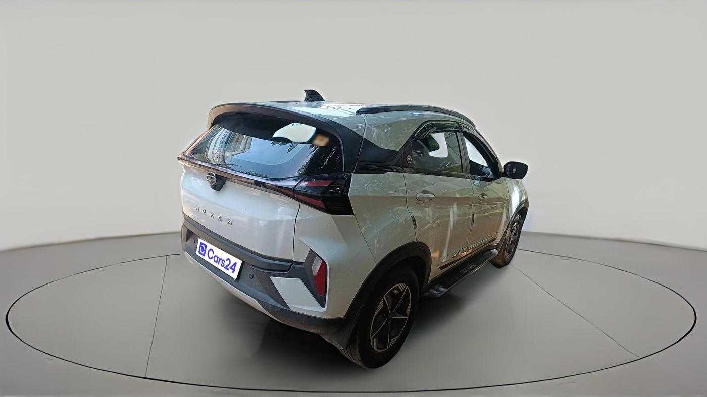 2023 Tata NEXON CREATIVE+ SUNROOF AMT 1.2 PETROL, Petrol, Automatic, 34,379 km, exterior