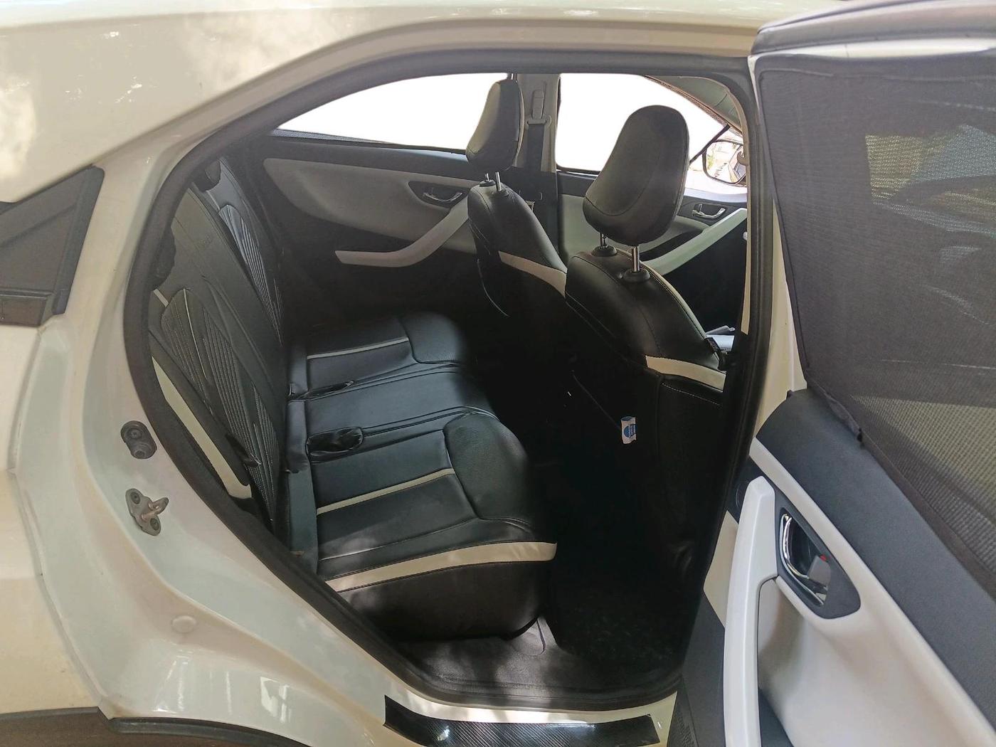 2023 Tata NEXON CREATIVE+ SUNROOF AMT 1.2 PETROL, Petrol, Automatic, 34,379 km, interior