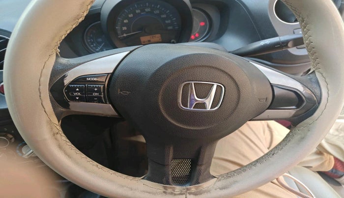 2014 Honda Amaze 1.5L I-DTEC S, Diesel, Manual, 1,22,004 km, interior