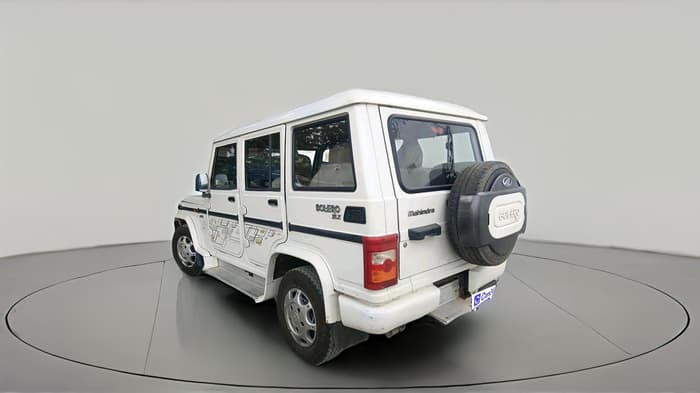 2015 Mahindra Bolero ZLX BS IV, Diesel, Manual, 2,21,887 km, exterior