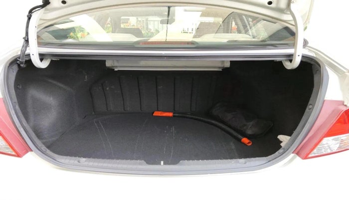 2013 Hyundai Verna FLUIDIC 1.6 VTVT EX, Petrol, Manual, 68,390 km, exterior