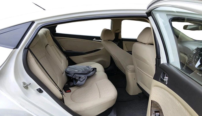 2013 Hyundai Verna FLUIDIC 1.6 VTVT EX, Petrol, Manual, 68,390 km, interior