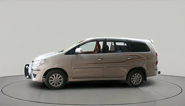 2013 Toyota Innova 2.5 VX 8 STR, Diesel, Manual, 3,91,904 km, exterior