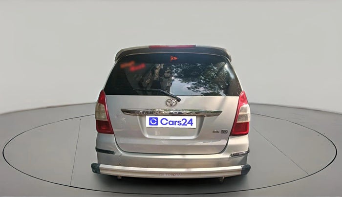 2013 Toyota Innova 2.5 VX 8 STR, Diesel, Manual, 3,91,904 km, exterior