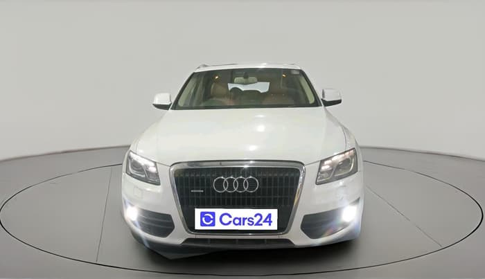 2010 Audi Q5 3.0 TDI QUATTRO, Diesel, Automatic, 1,57,649 km, exterior