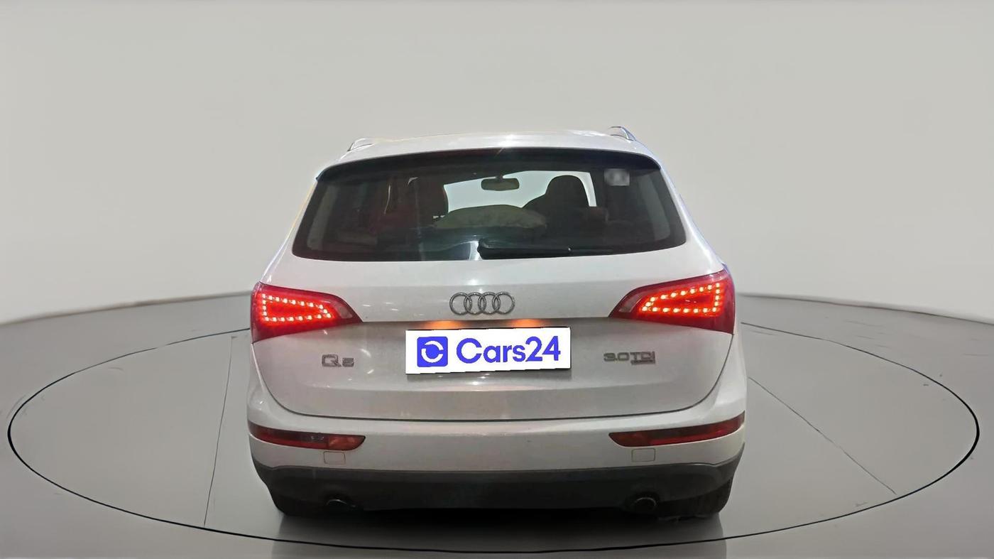 2010 Audi Q5 3.0 TDI QUATTRO, Diesel, Automatic, 1,57,649 km, exterior
