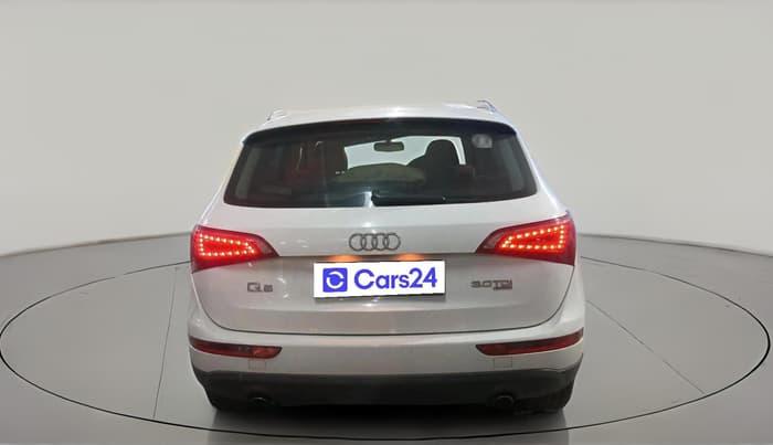 2010 Audi Q5 3.0 TDI QUATTRO, Diesel, Automatic, 1,57,649 km, exterior