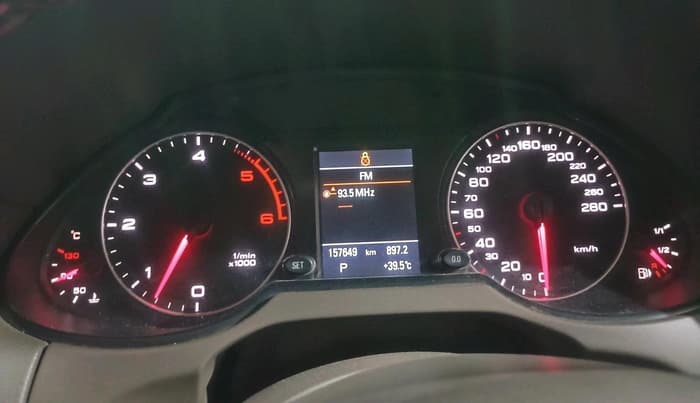 2010 Audi Q5 3.0 TDI QUATTRO, Diesel, Automatic, 1,57,649 km, interior