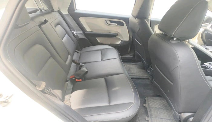 2023 Tata ALTROZ XZA PLUS (O) SUNROOF P , Petrol, Automatic, 16,968 km, interior