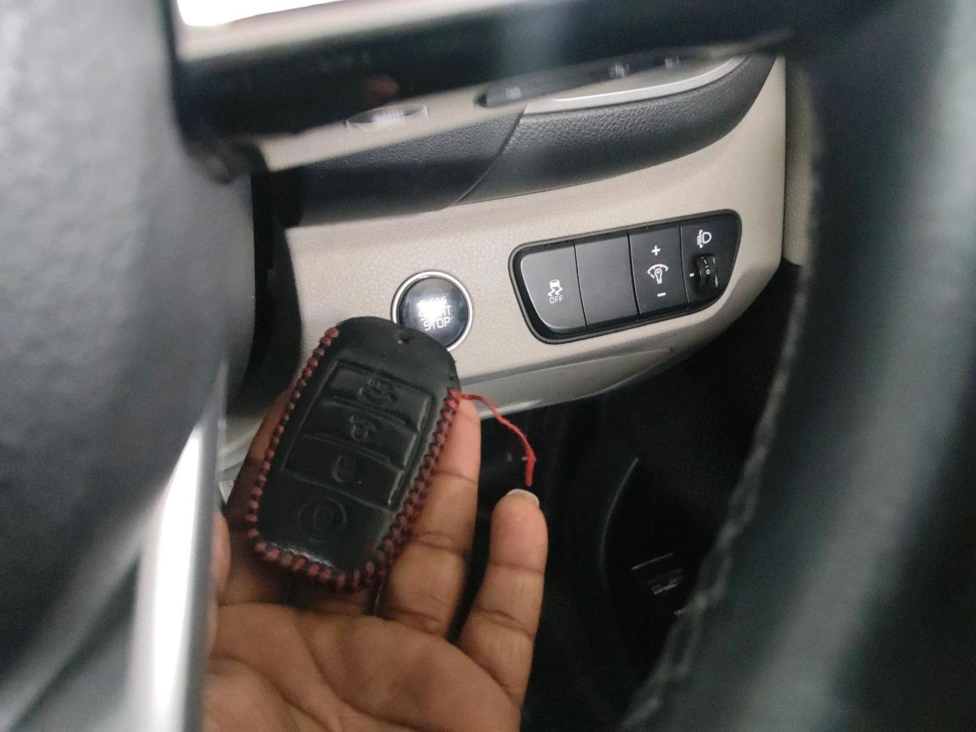 2023 KIA SELTOS HTX PETROL 1.5, Petrol, Manual, 14,896 km, interior