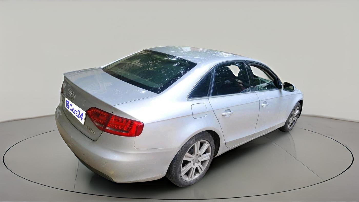 2011 Audi A4 2.0 TDI, Diesel, Automatic, 1,01,453 km, exterior