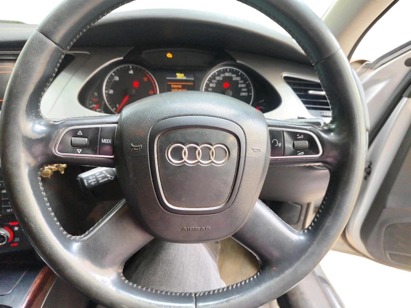 2011 Audi A4 2.0 TDI, Diesel, Automatic, 1,01,453 km, interior