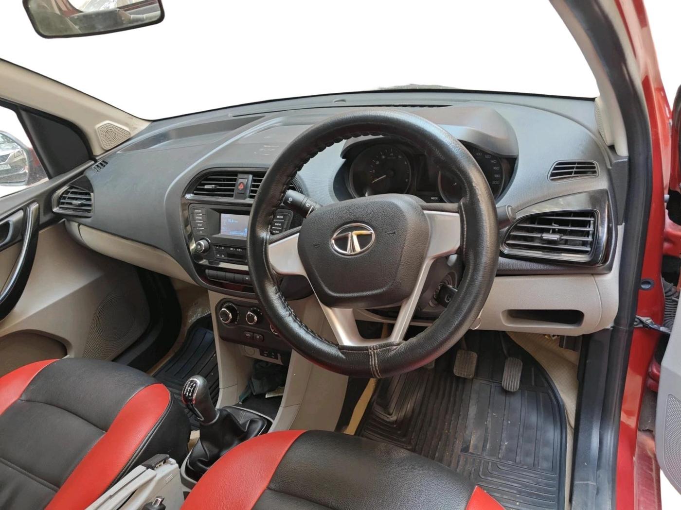2017 Tata Tiago XT PETROL, Petrol, Manual, 80,537 km, interior