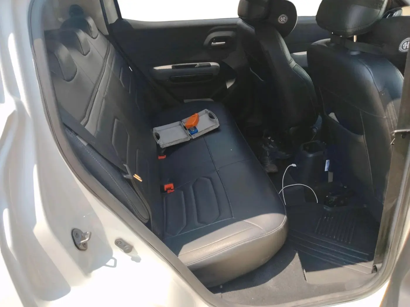 2023 CITROEN C3 AIRCROSS  Plus 1.2 5 STR AT, Petrol, Automatic, 17,243 km, interior