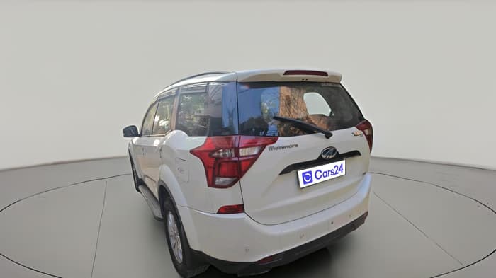 2018 Mahindra XUV500 W7, Diesel, Manual, 59,435 km, exterior