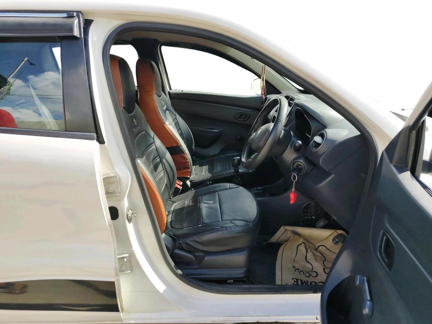 2016 Renault Kwid RXL, Petrol, Manual, 56,425 km, interior