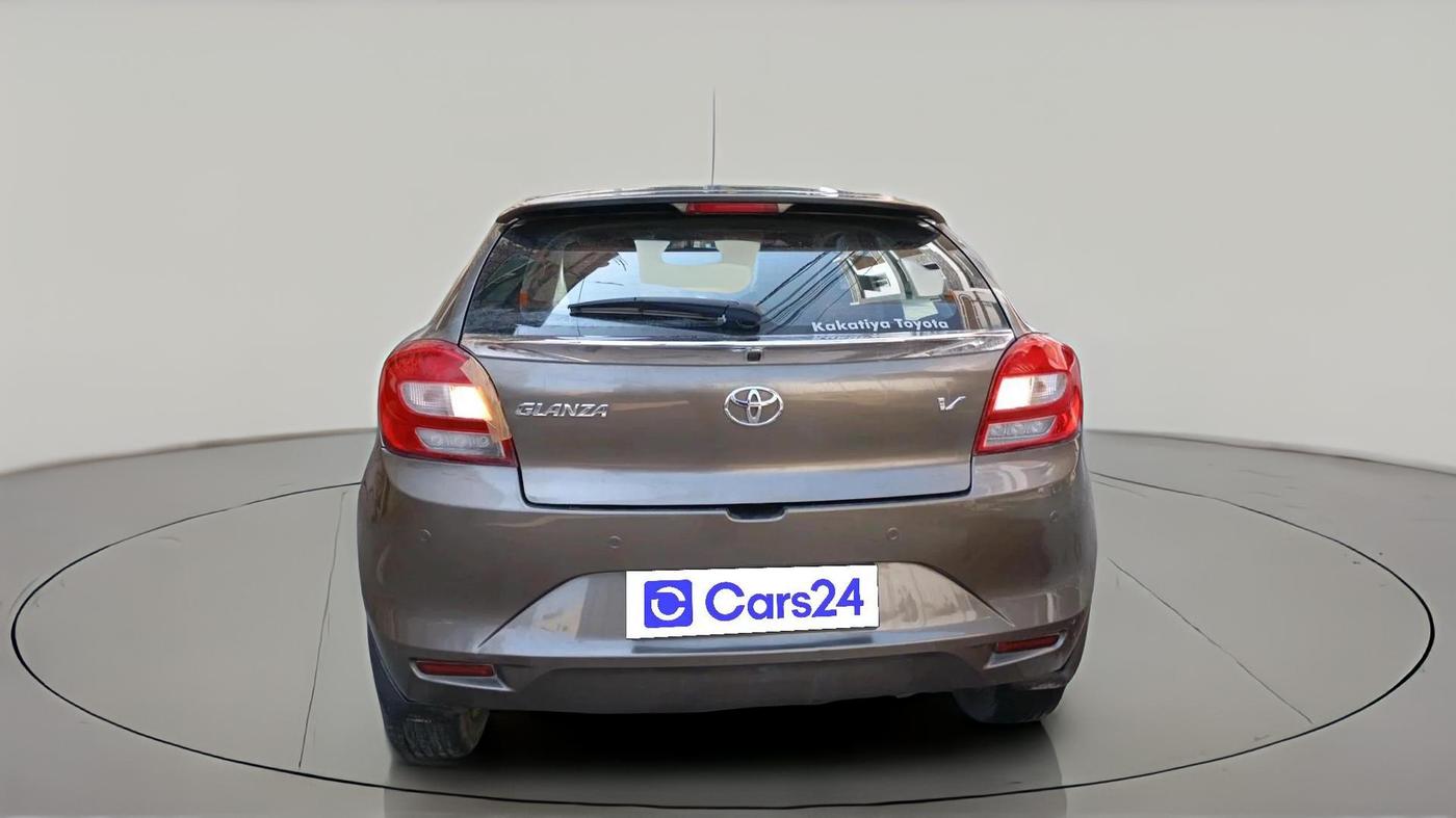 2021 Toyota Glanza V, Petrol, Manual, 71,429 km, exterior