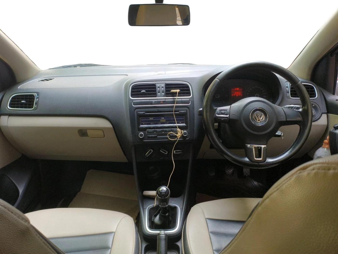 2013 Volkswagen Polo HIGHLINE DIESEL, Diesel, Manual, 91,311 km, interior
