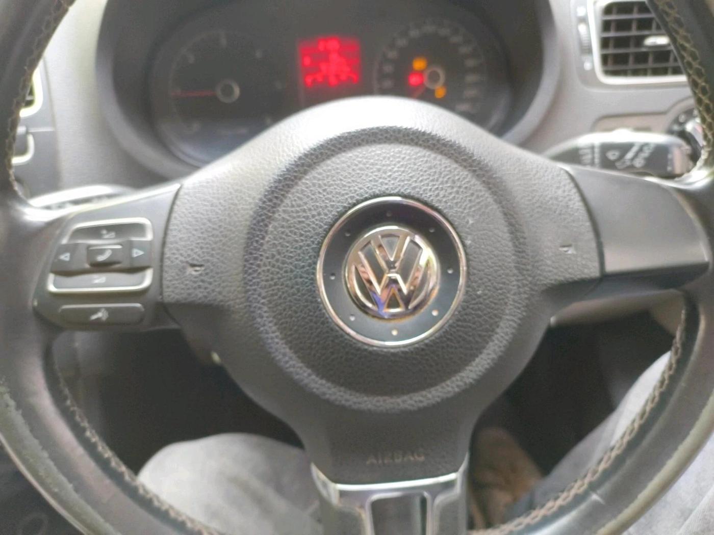 2013 Volkswagen Polo HIGHLINE DIESEL, Diesel, Manual, 91,311 km, interior