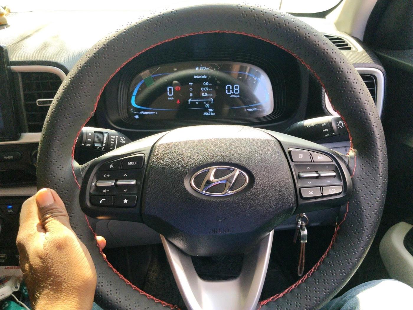 2023 Hyundai VENUE S (O) 1.0 Turbo MT, Petrol, Manual, 36,458 km, interior