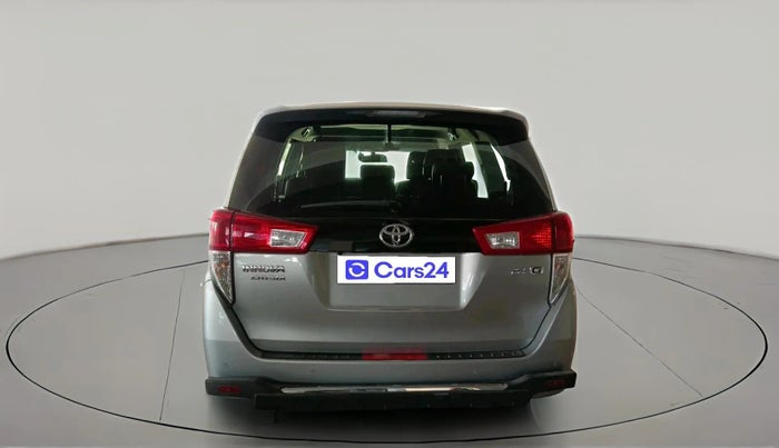 2025 Toyota Innova Crysta GX Plus 8 STR, Diesel, Manual, 15,374 km, exterior