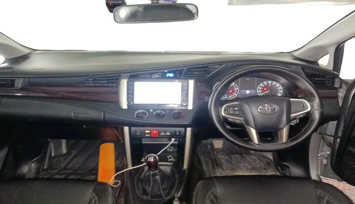 2025 Toyota Innova Crysta GX Plus 8 STR, Diesel, Manual, 15,374 km, interior
