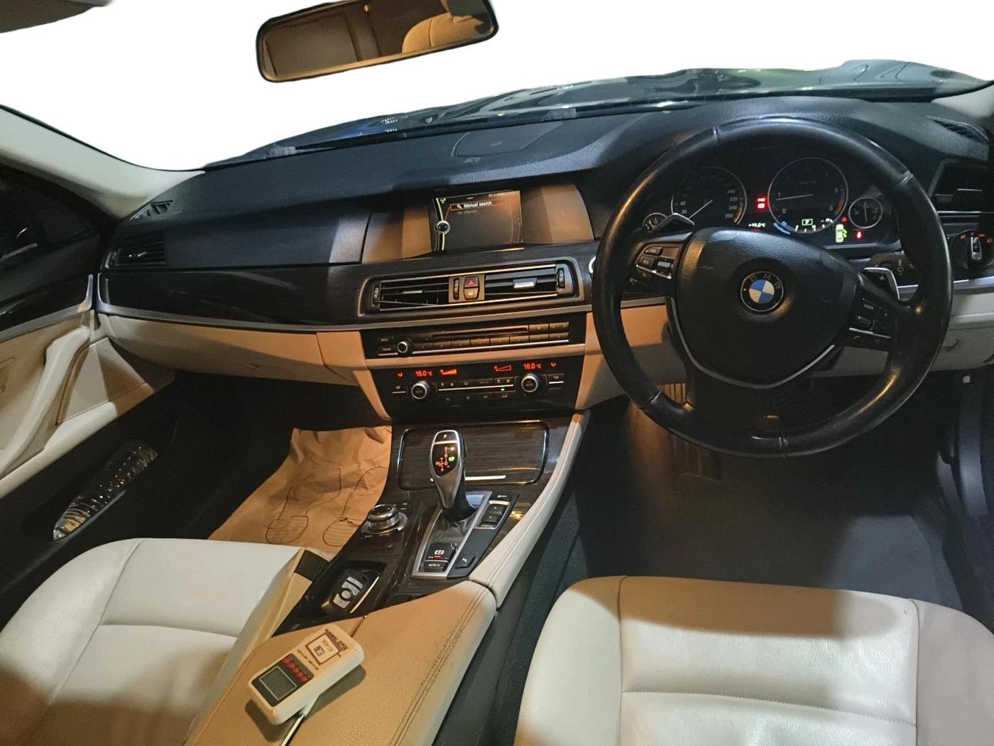 2012 BMW 5 Series 525D, Diesel, Automatic, 75,696 km, interior