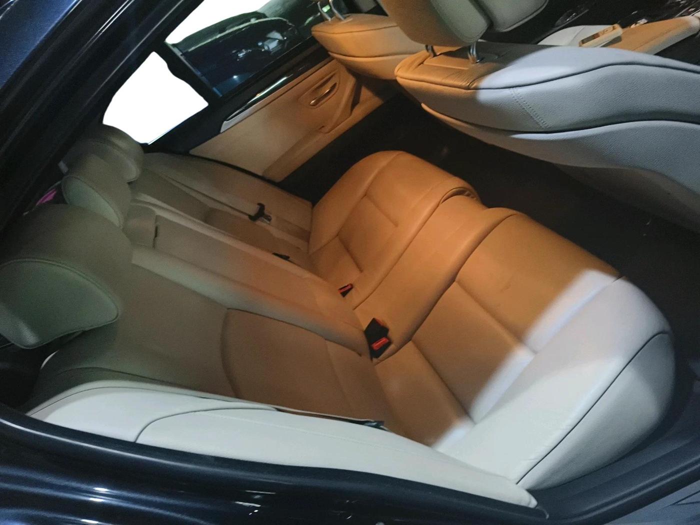 2012 BMW 5 Series 525D, Diesel, Automatic, 75,696 km, interior