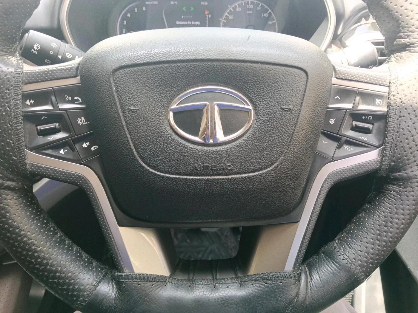 2019 Tata Harrier XZ 2.0L, Diesel, Manual, 1,59,092 km, interior