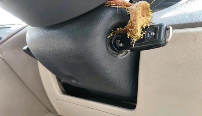 2015 Skoda Rapid 1.5 TDI CR AMBITION WITH ALLOY, Diesel, Manual, 2,00,931 km, interior