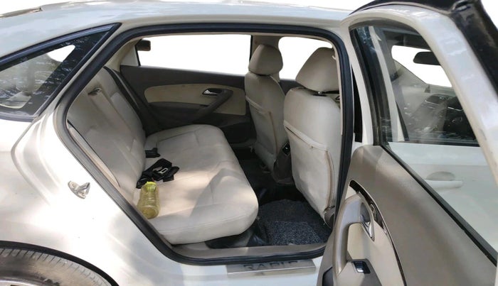 2015 Skoda Rapid 1.5 TDI CR AMBITION WITH ALLOY, Diesel, Manual, 2,00,931 km, interior