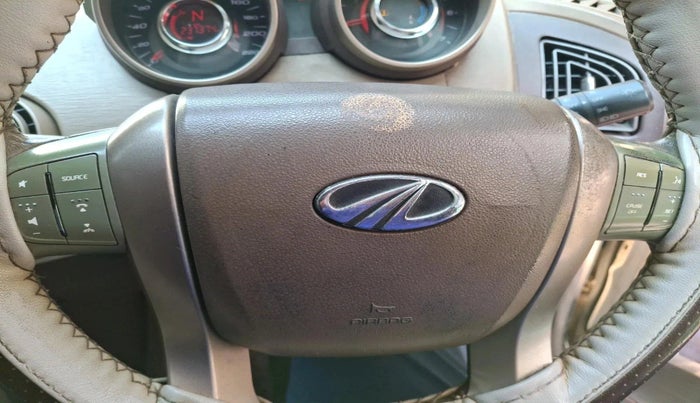 2012 Mahindra XUV500 W8, Diesel, Manual, 2,37,374 km, interior